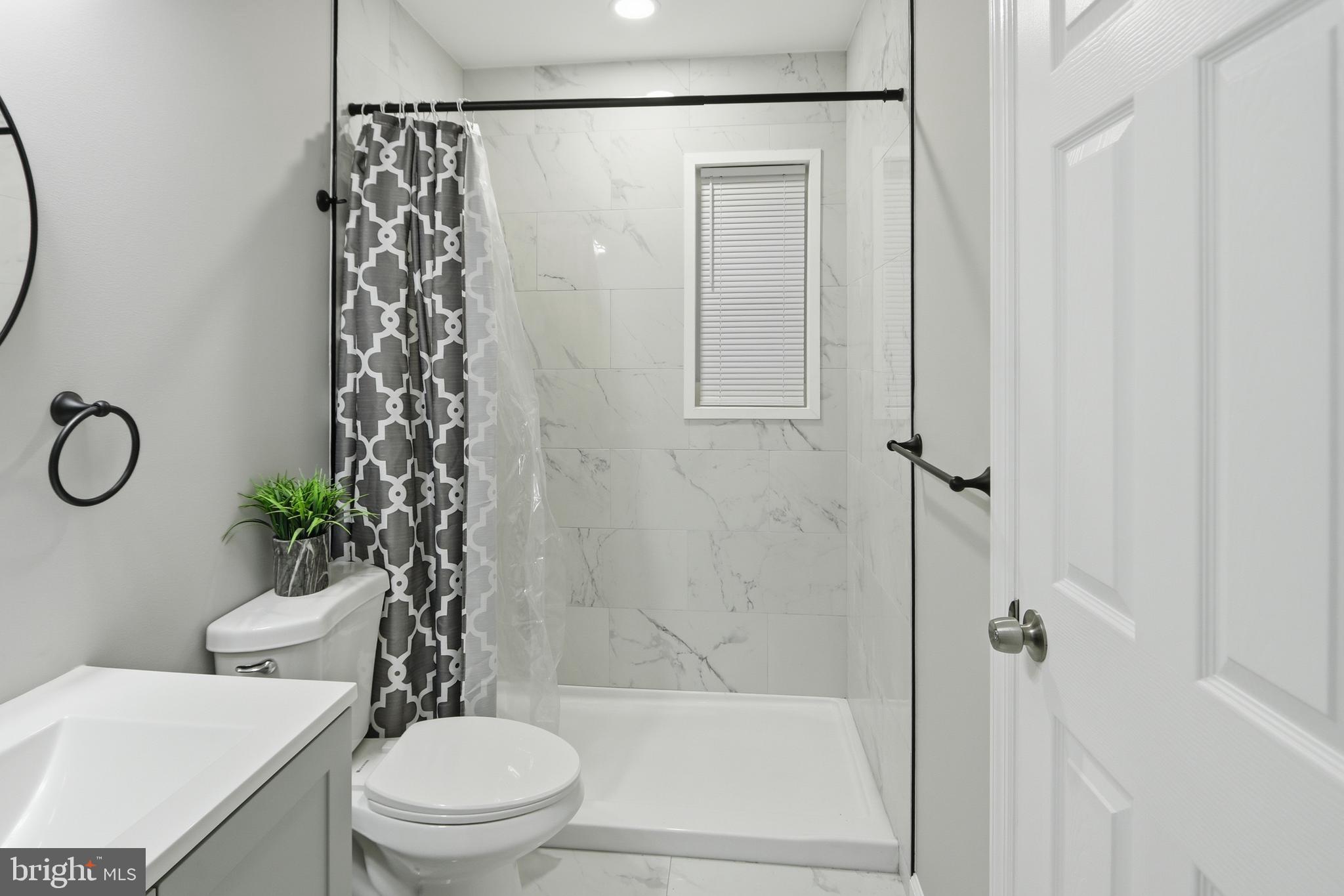 LEEDOM ESTATES - Residential