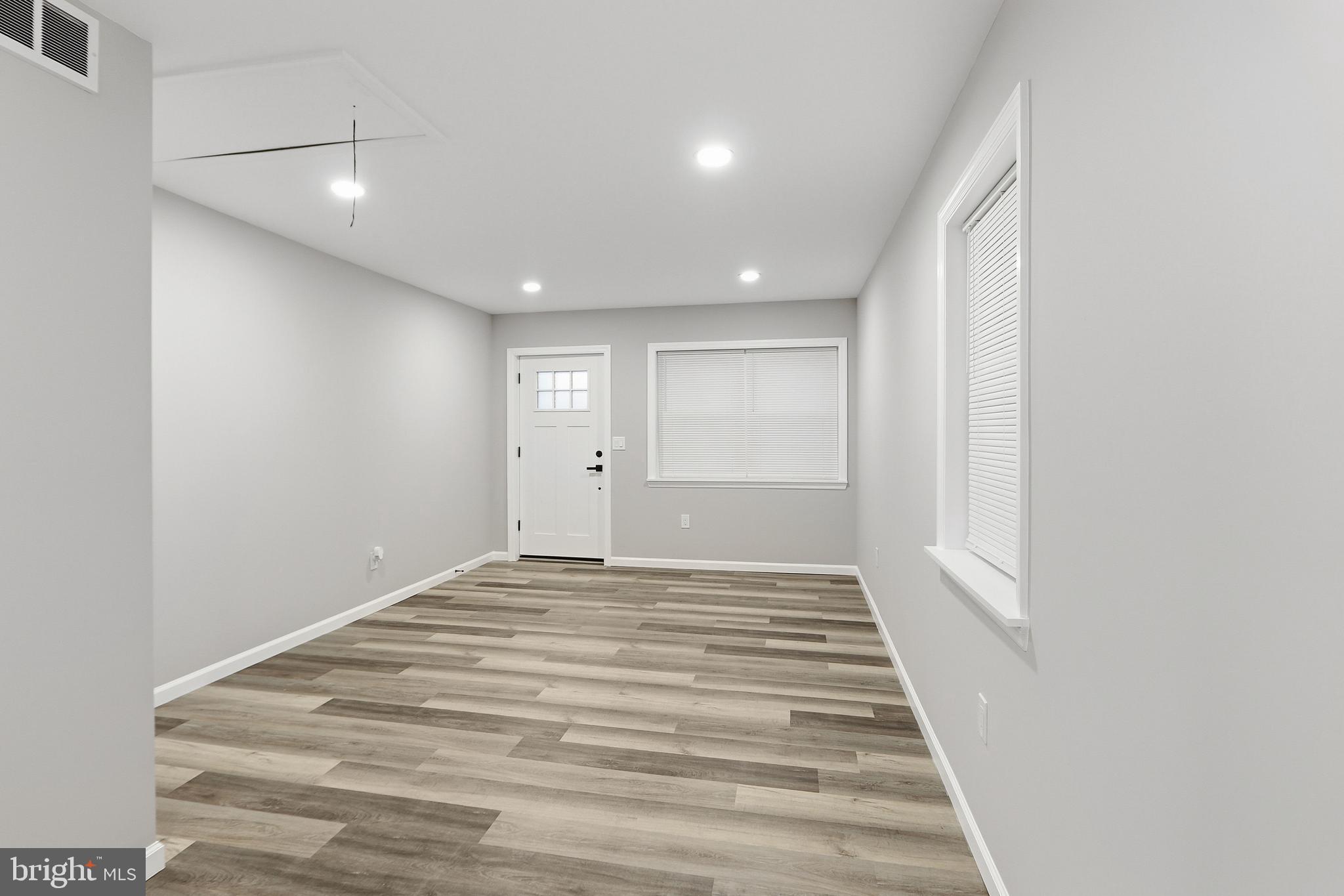 LEEDOM ESTATES - Residential