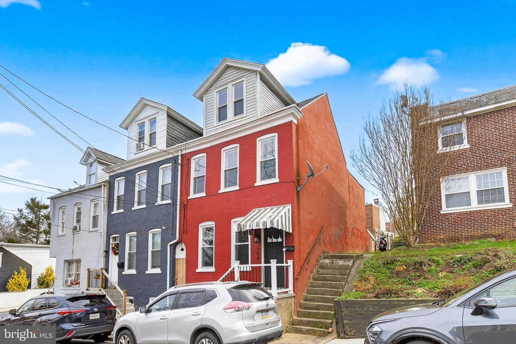 Photo of 706 Poplar Street, LANCASTER, PA 17603 (MLS # PALA2080476)