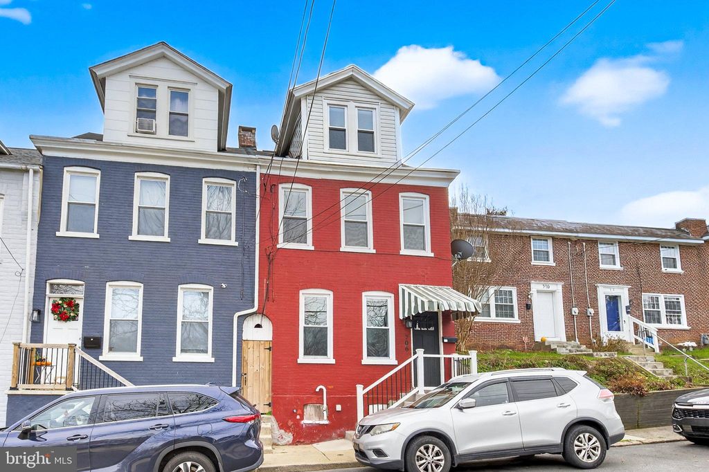 Photo of 706 Poplar Street, LANCASTER, PA 17603 (MLS # PALA2080476)