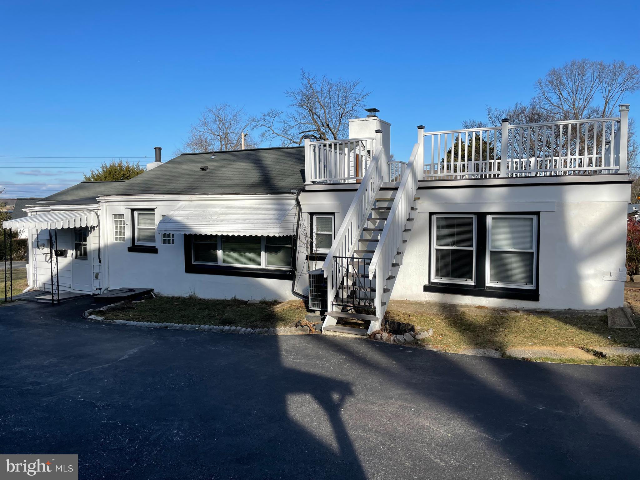 LOCH HAVEN - Residential Lease