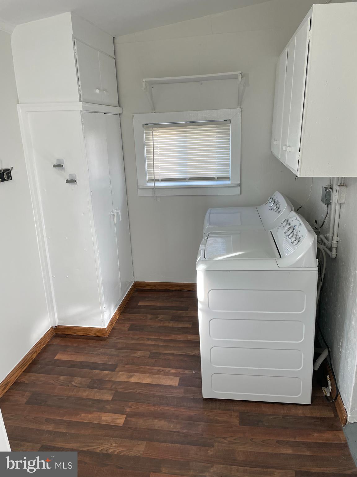 LOCH HAVEN - Residential Lease