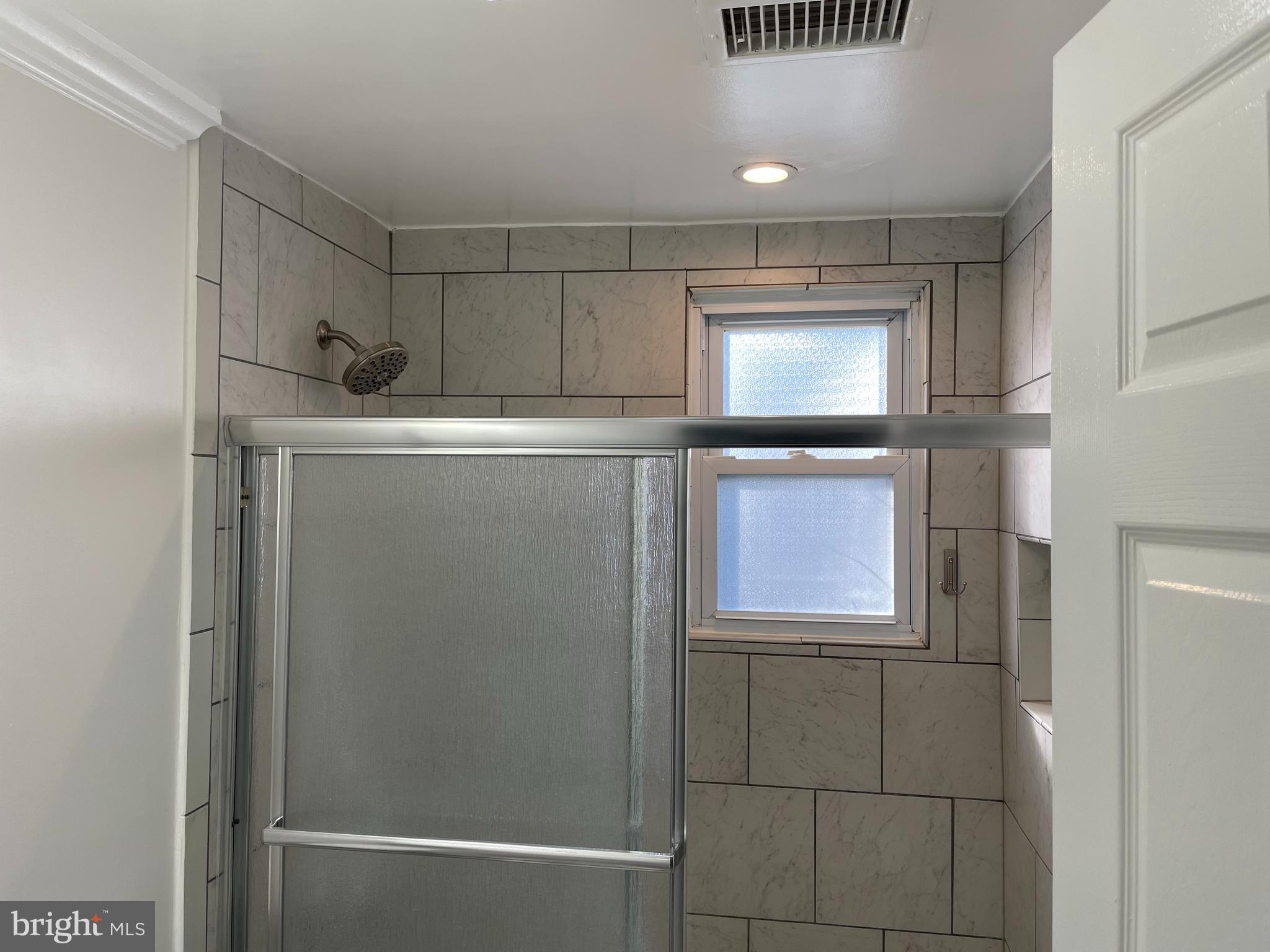 LOCH HAVEN - Residential Lease