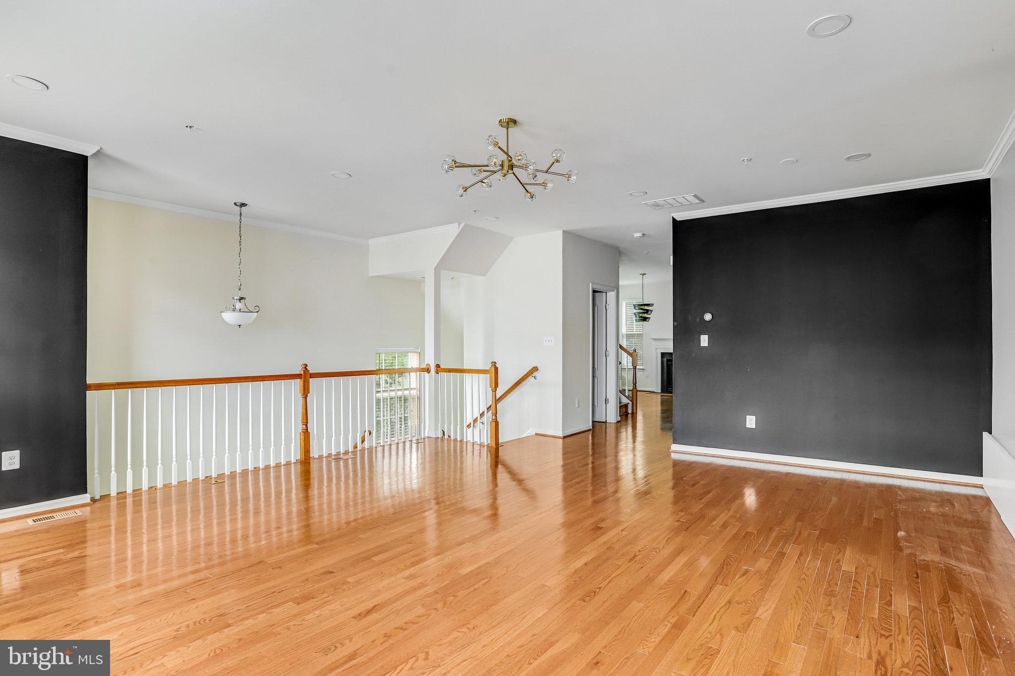 GATEWAY COMMONS - Residential Lease