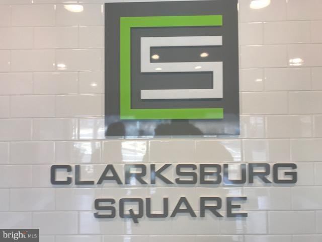 CLARKSBURG SQUARE - Residential