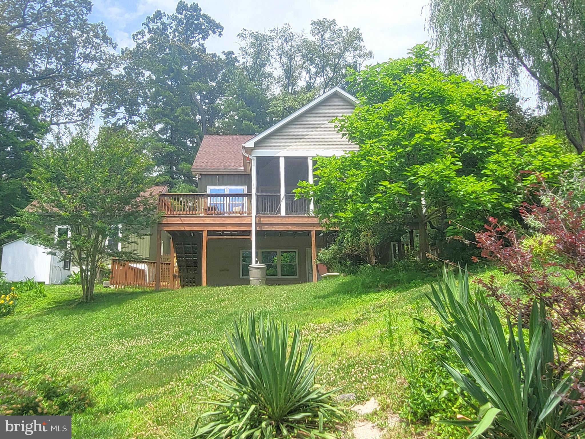 328 OAKDALE ROAD