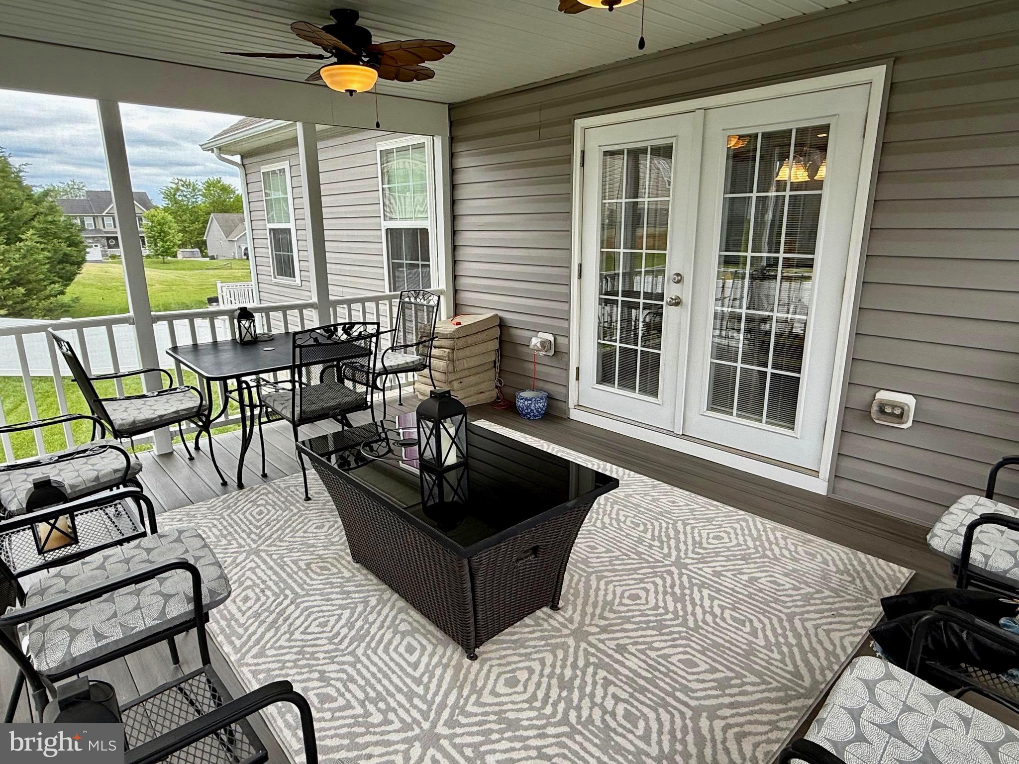 STONEY RIDGE - Residential