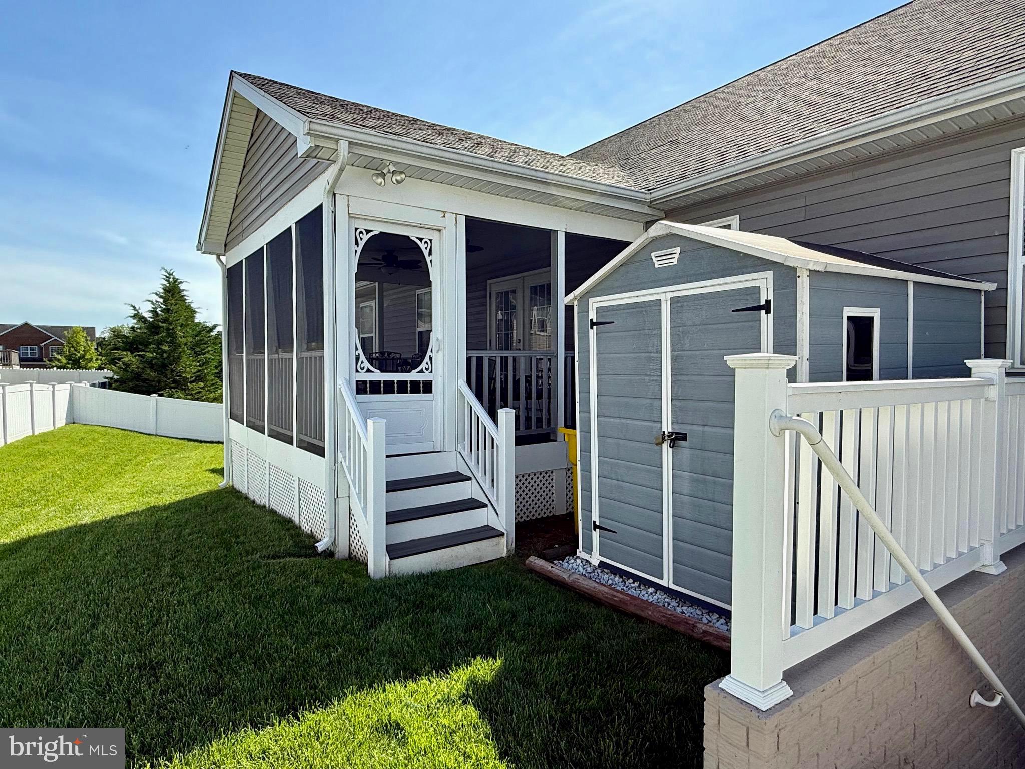 STONEY RIDGE - Residential