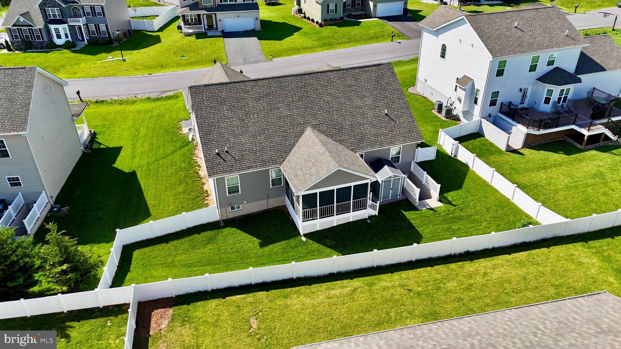 STONEY RIDGE - Residential