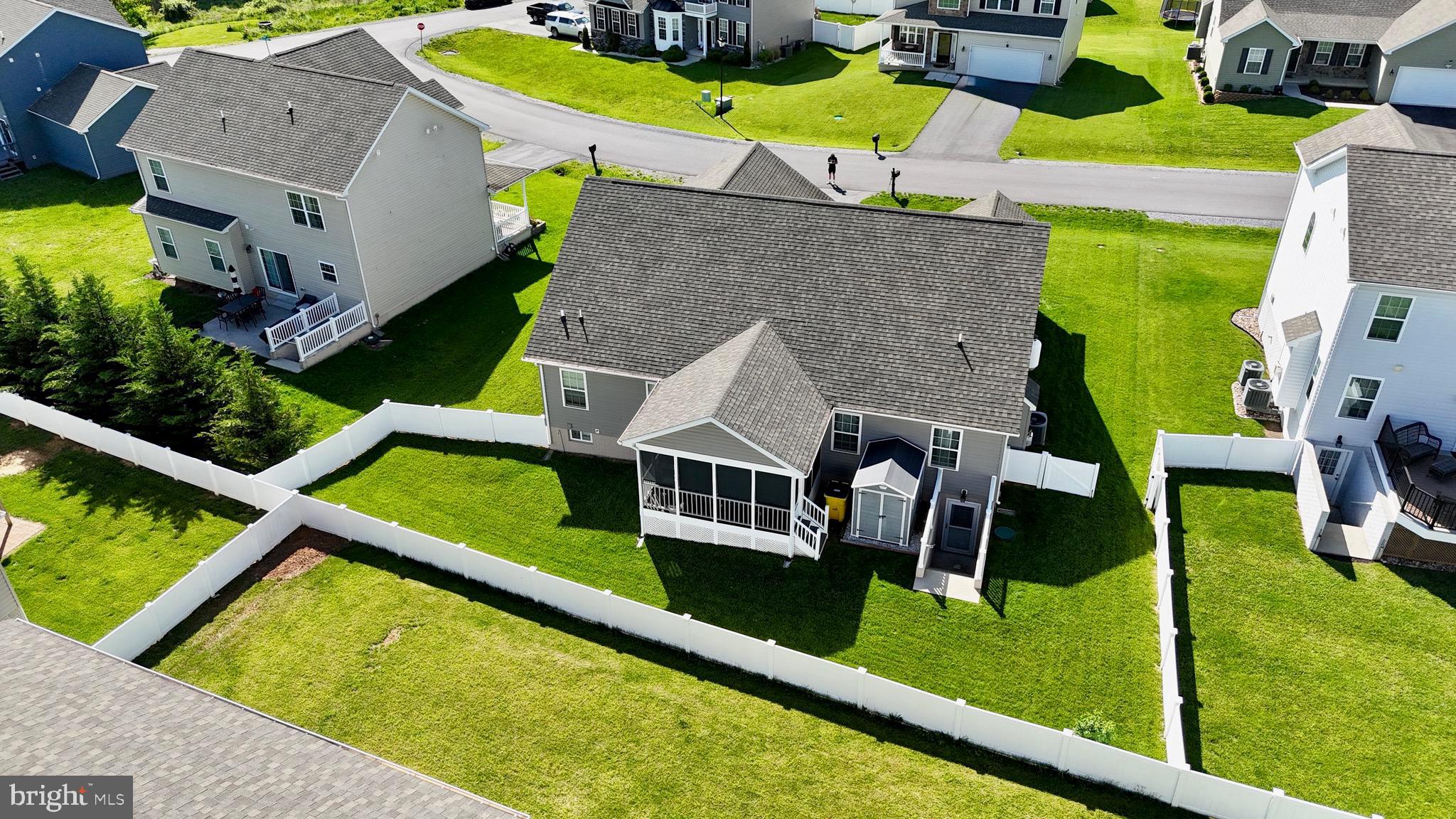 STONEY RIDGE - Residential