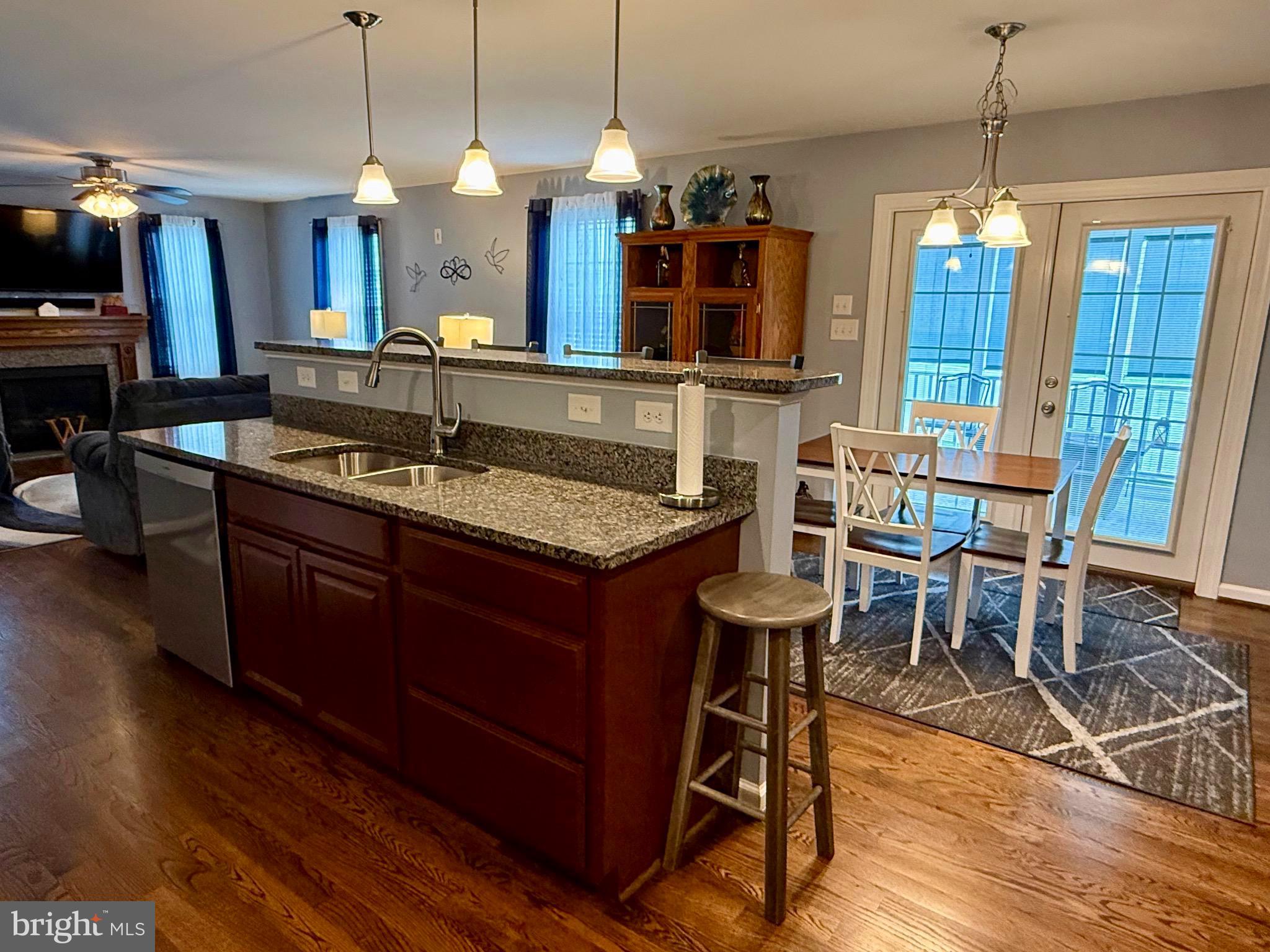 STONEY RIDGE - Residential