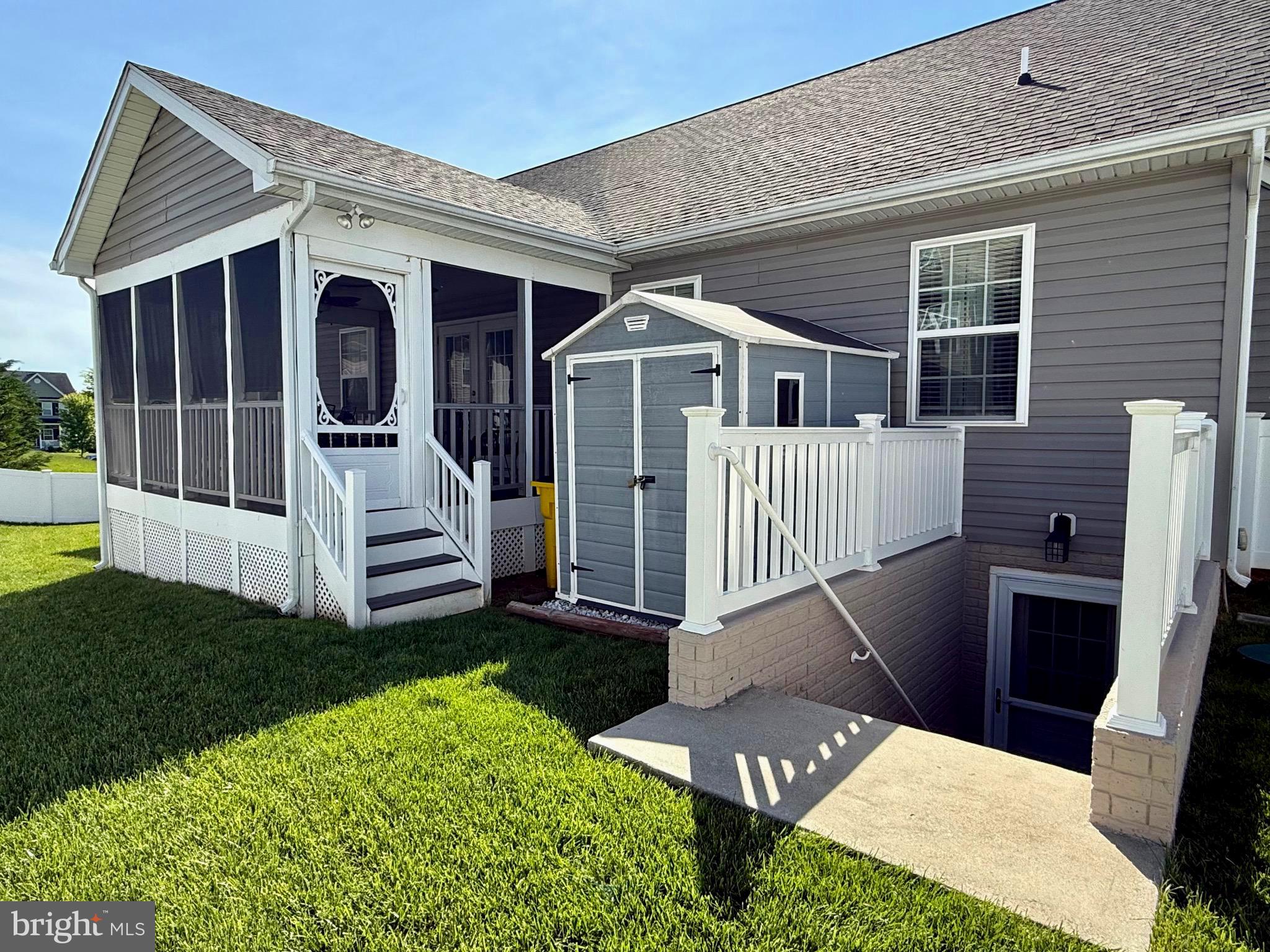 STONEY RIDGE - Residential