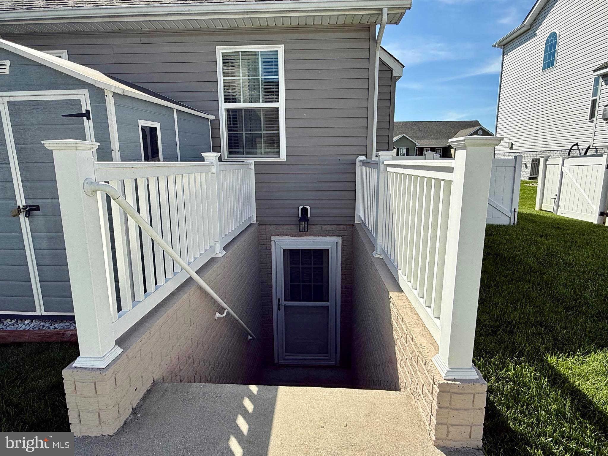 STONEY RIDGE - Residential