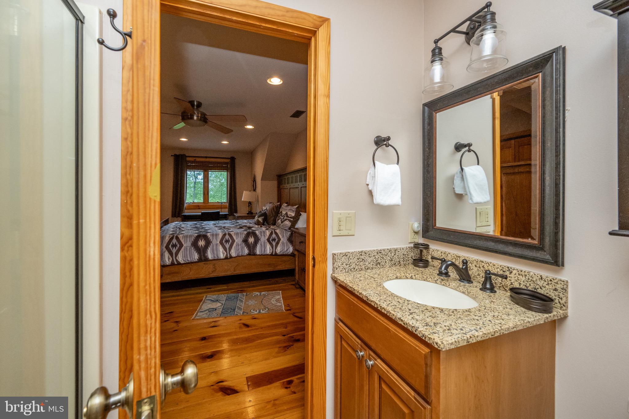 SANDY SHORES - Residential