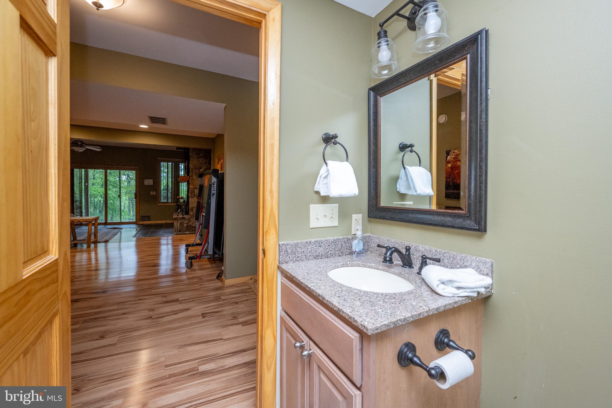 SANDY SHORES - Residential