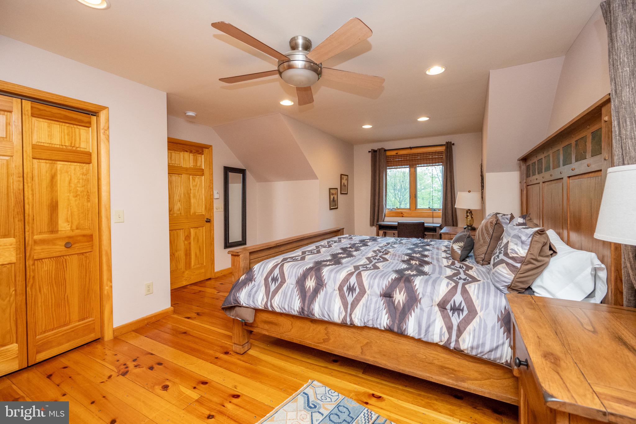 SANDY SHORES - Residential