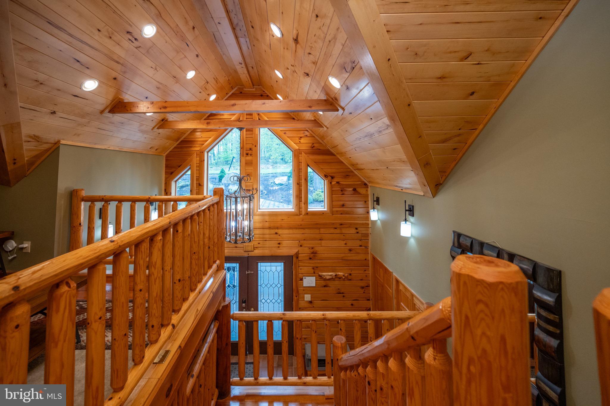 SANDY SHORES - Residential