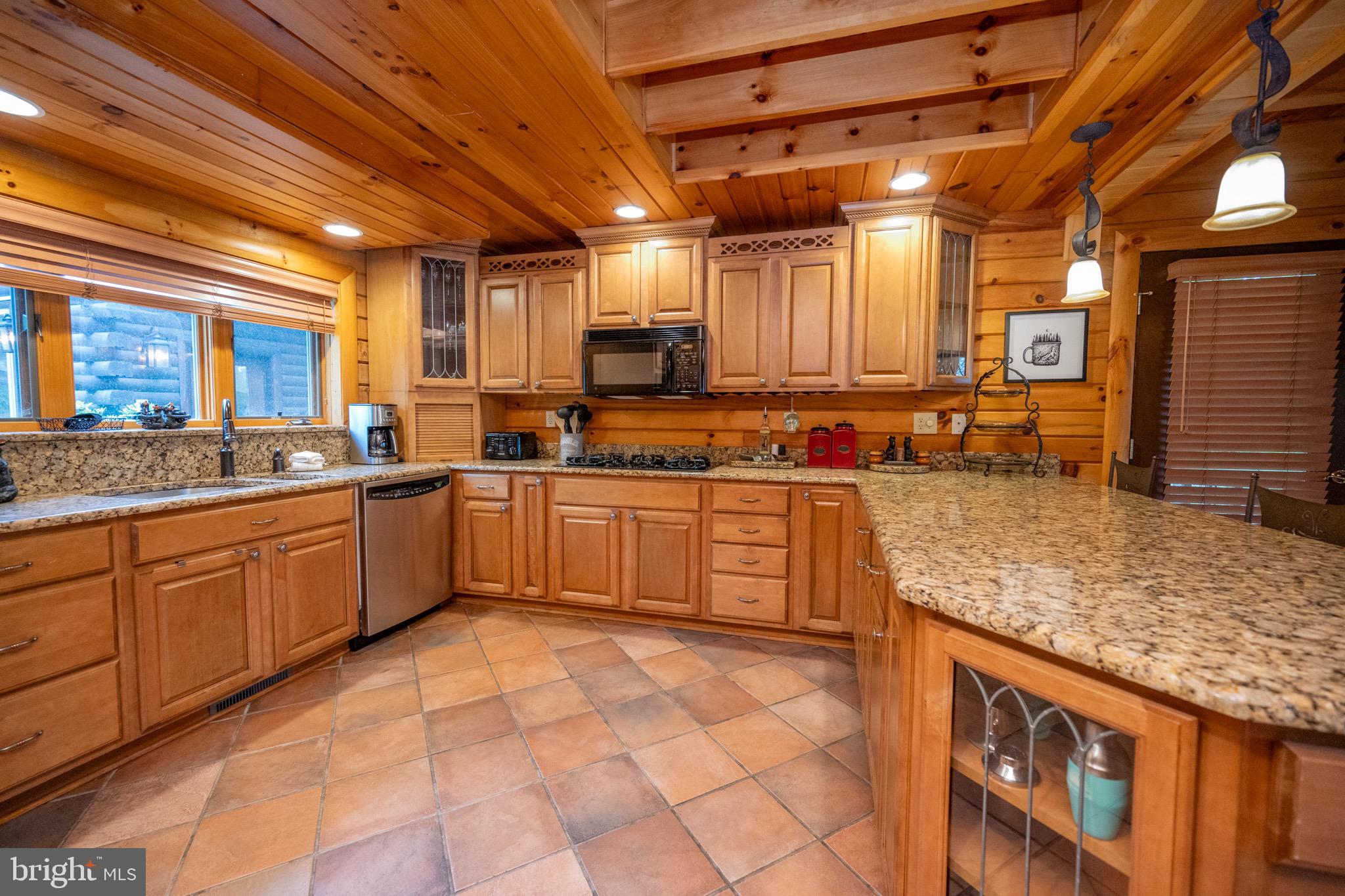 SANDY SHORES - Residential