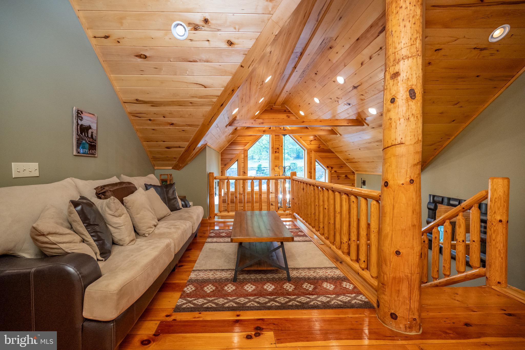 SANDY SHORES - Residential