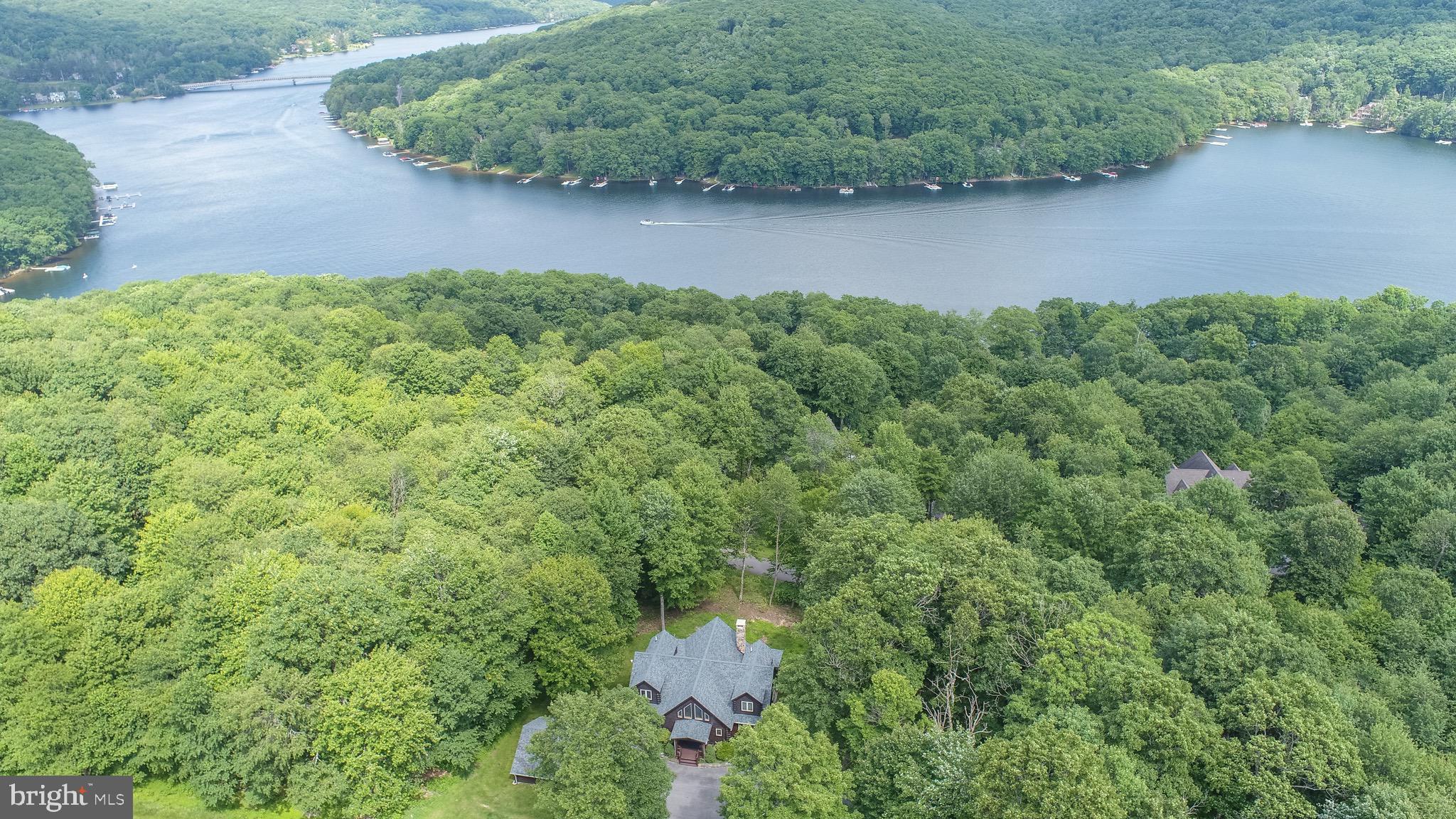 SANDY SHORES - Residential