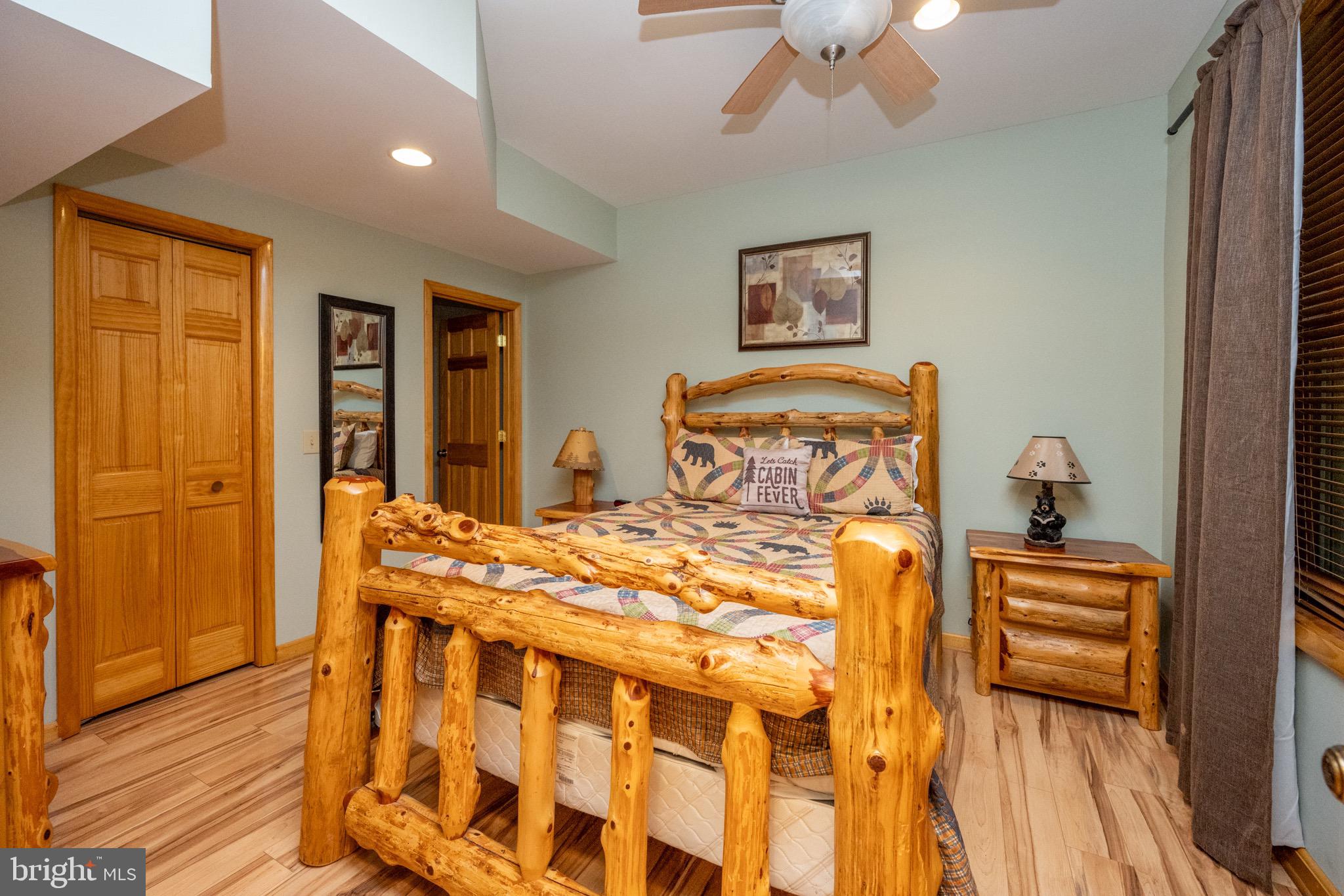 SANDY SHORES - Residential