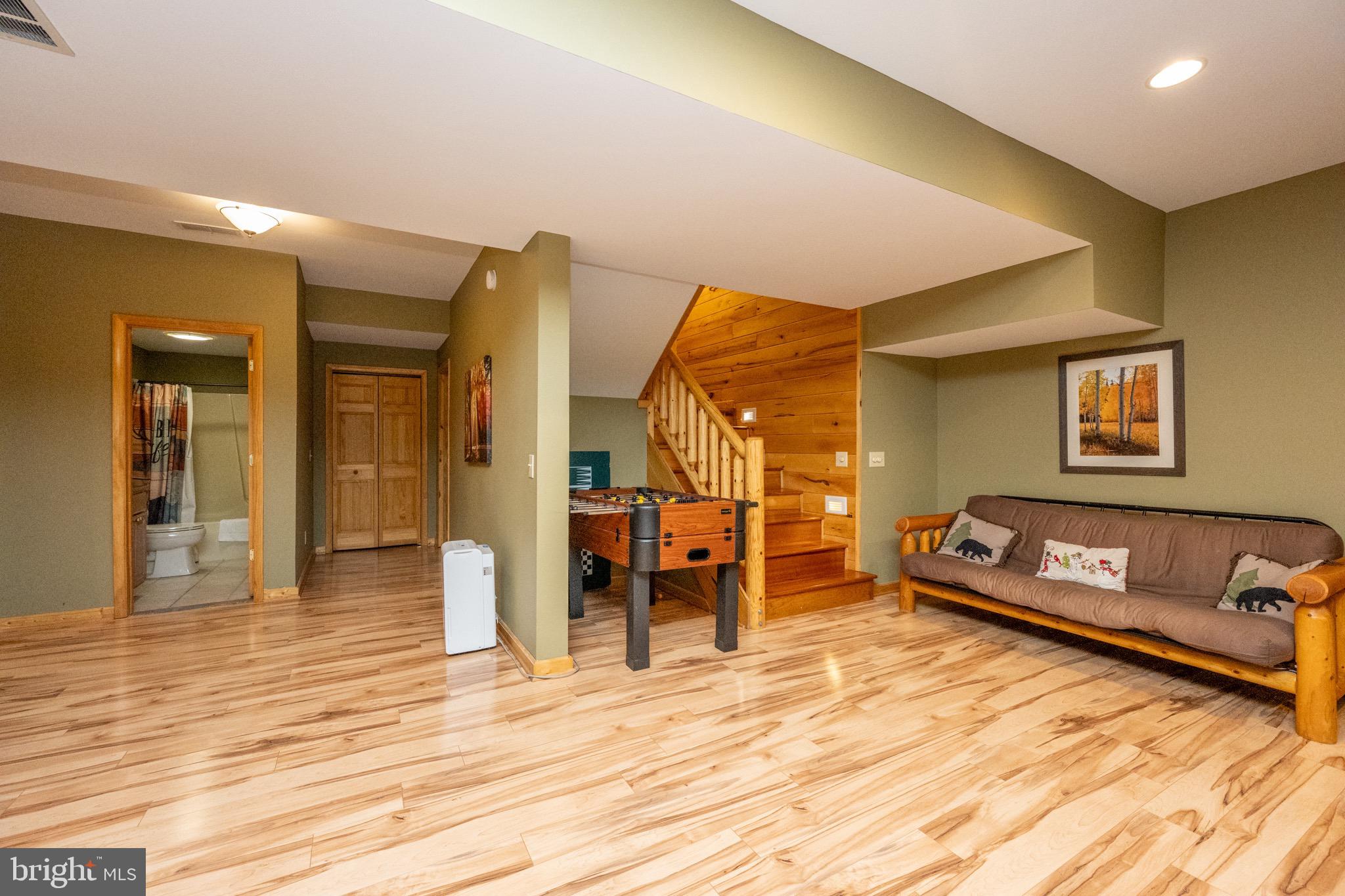 SANDY SHORES - Residential