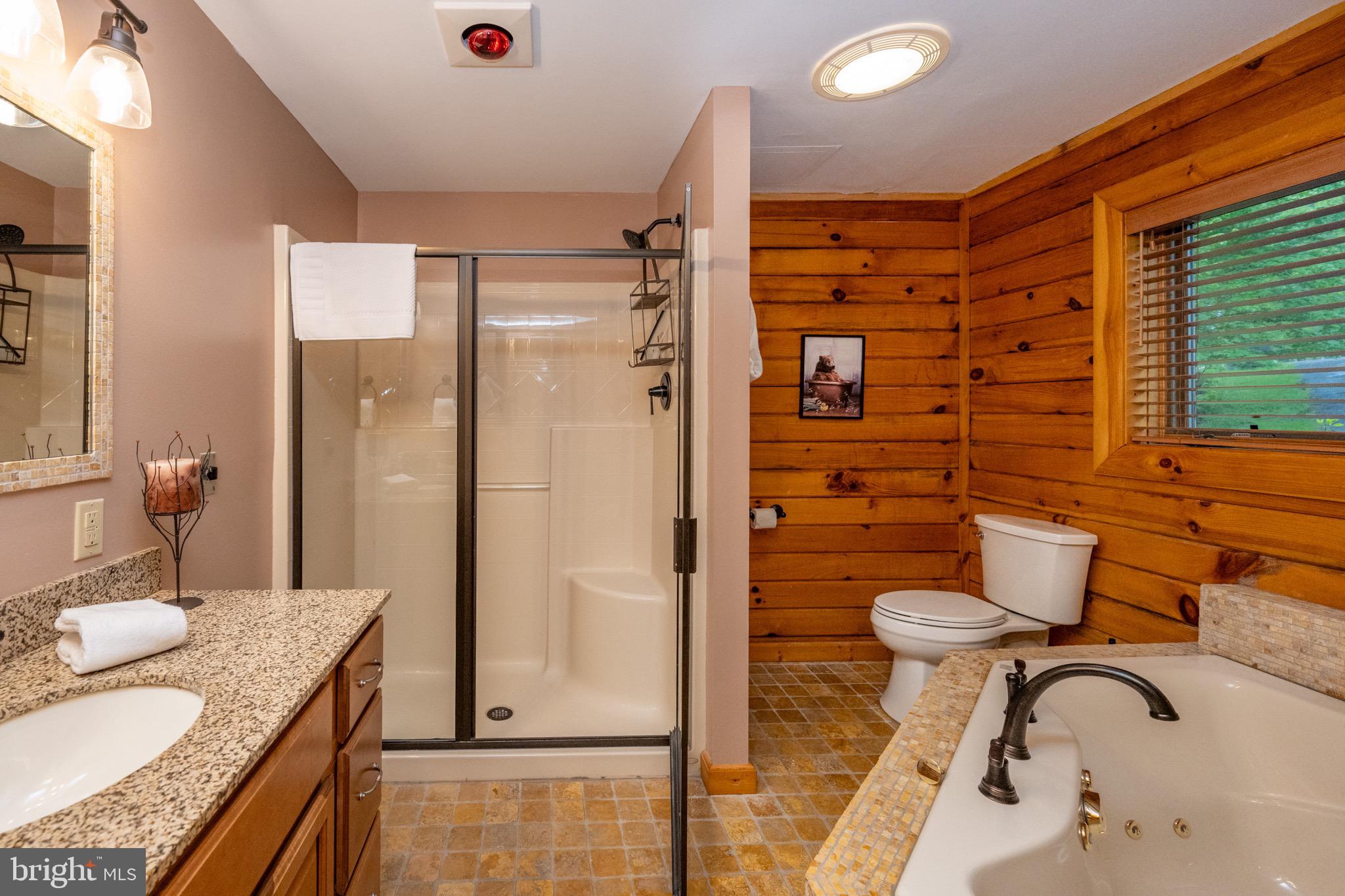 SANDY SHORES - Residential