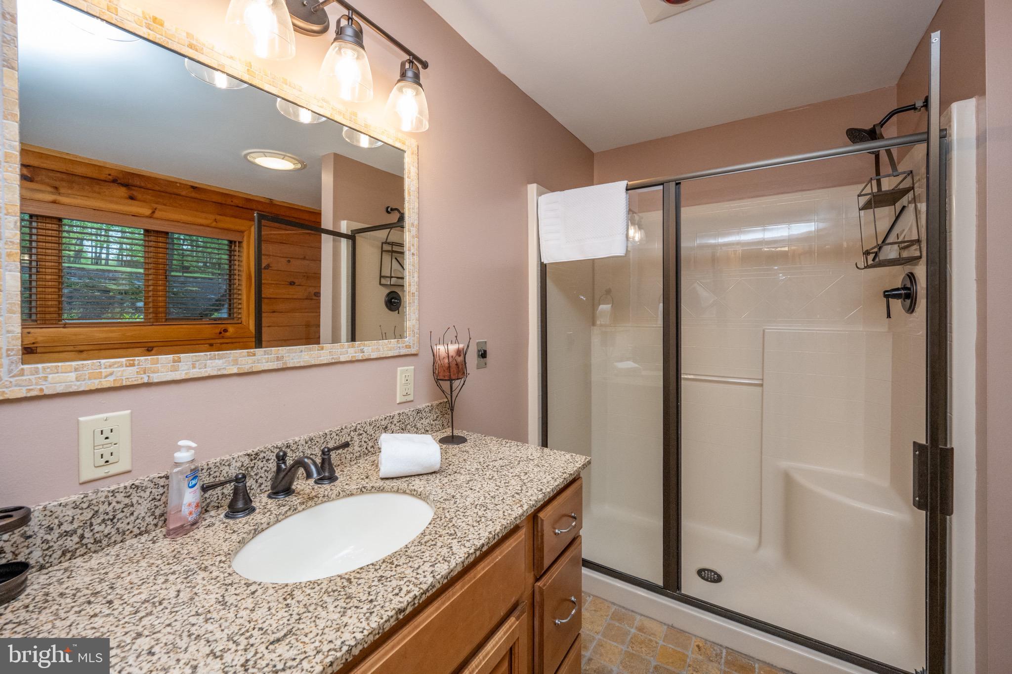 SANDY SHORES - Residential