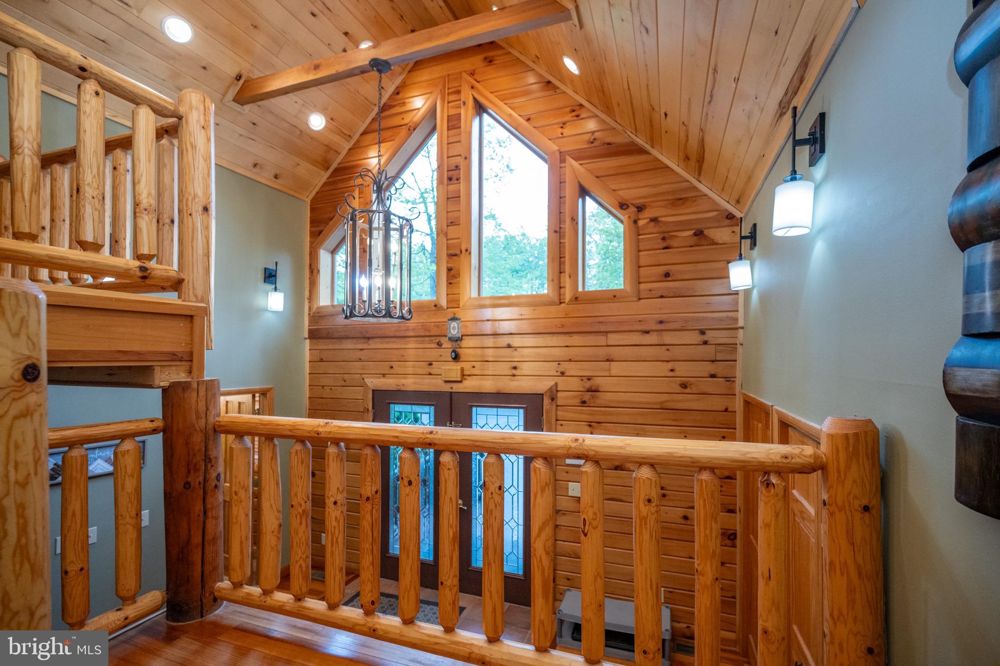 SANDY SHORES - Residential