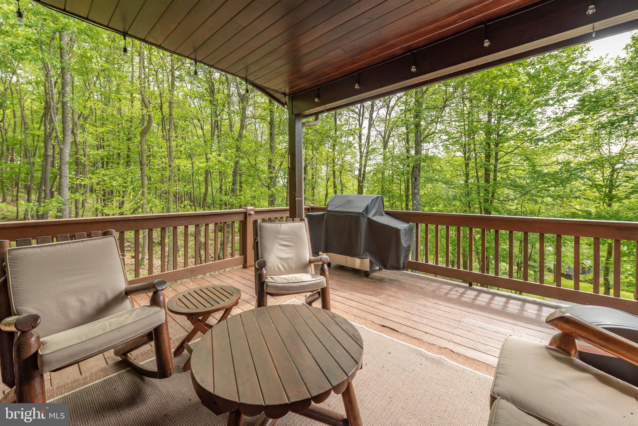 SANDY SHORES - Residential