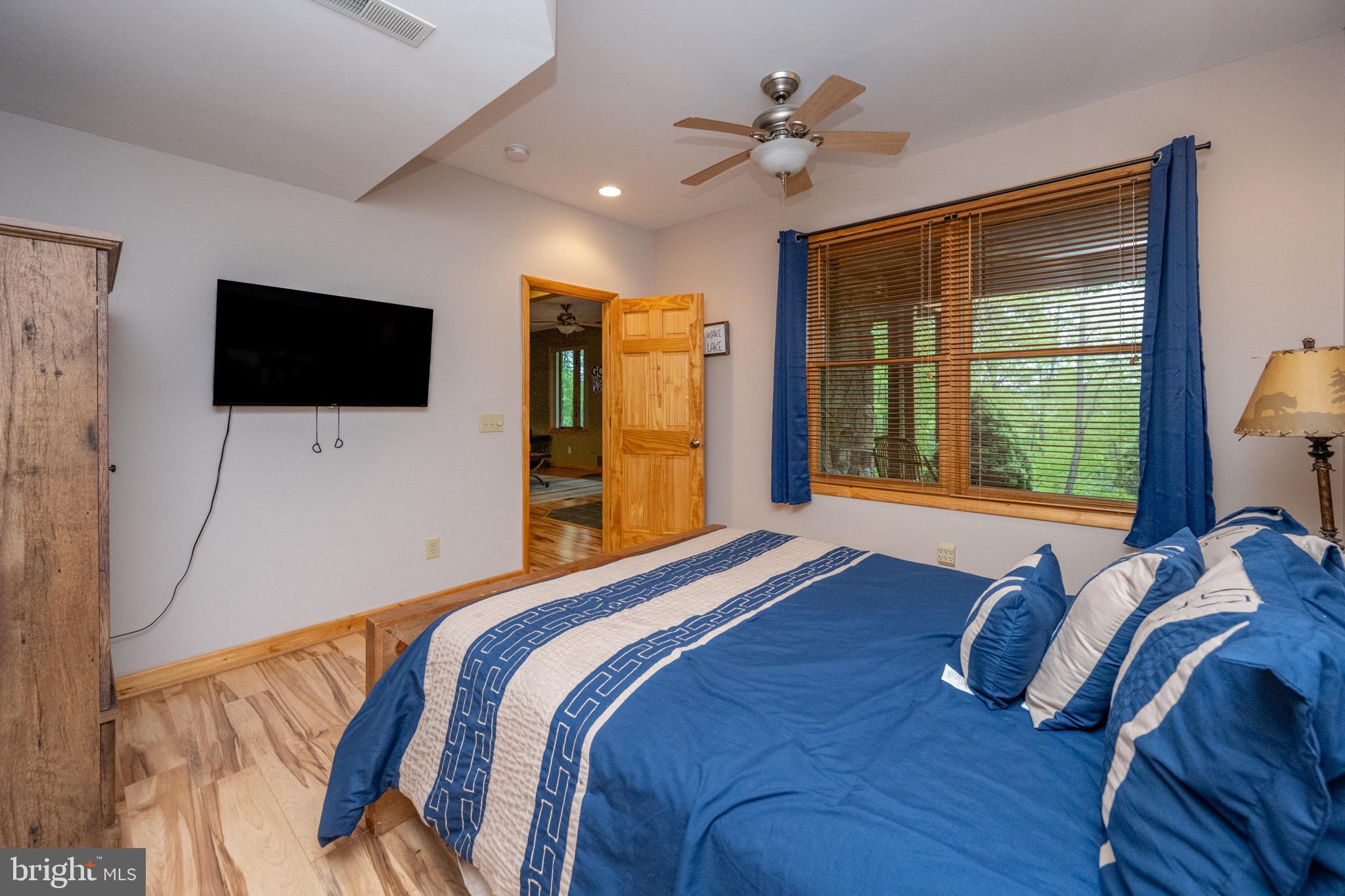 SANDY SHORES - Residential