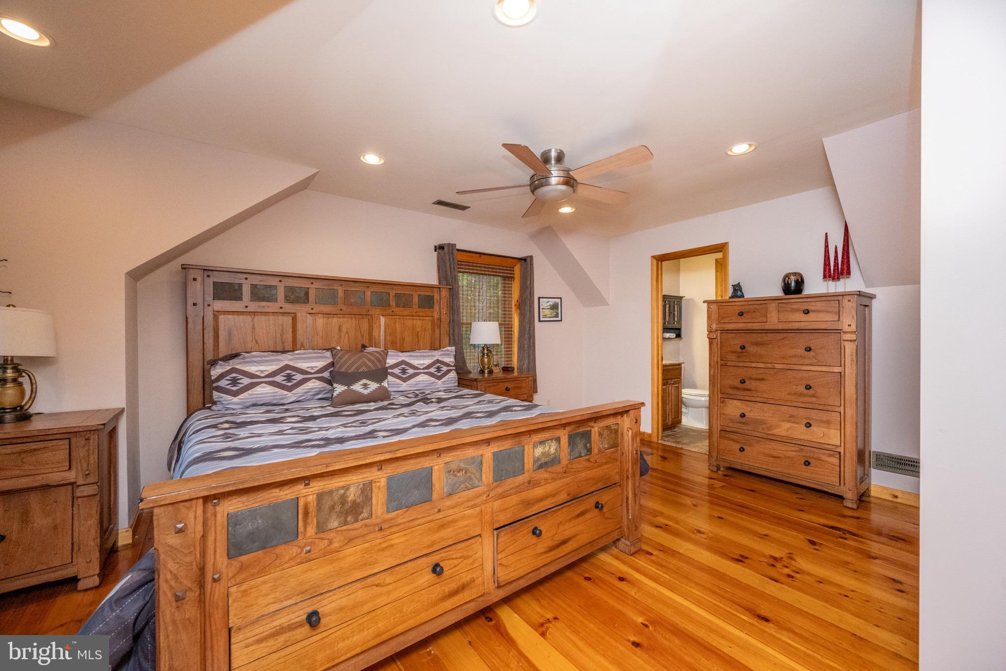 SANDY SHORES - Residential