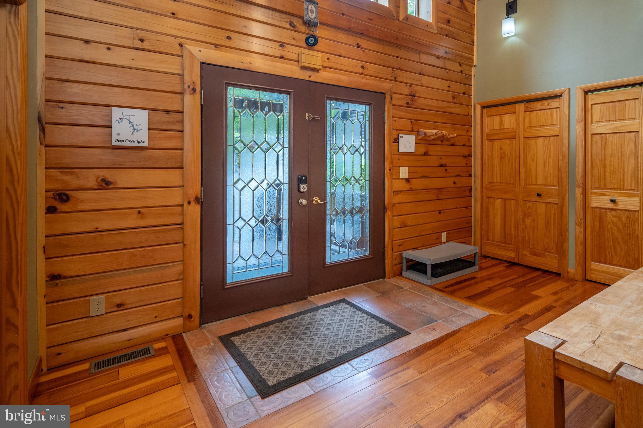 SANDY SHORES - Residential