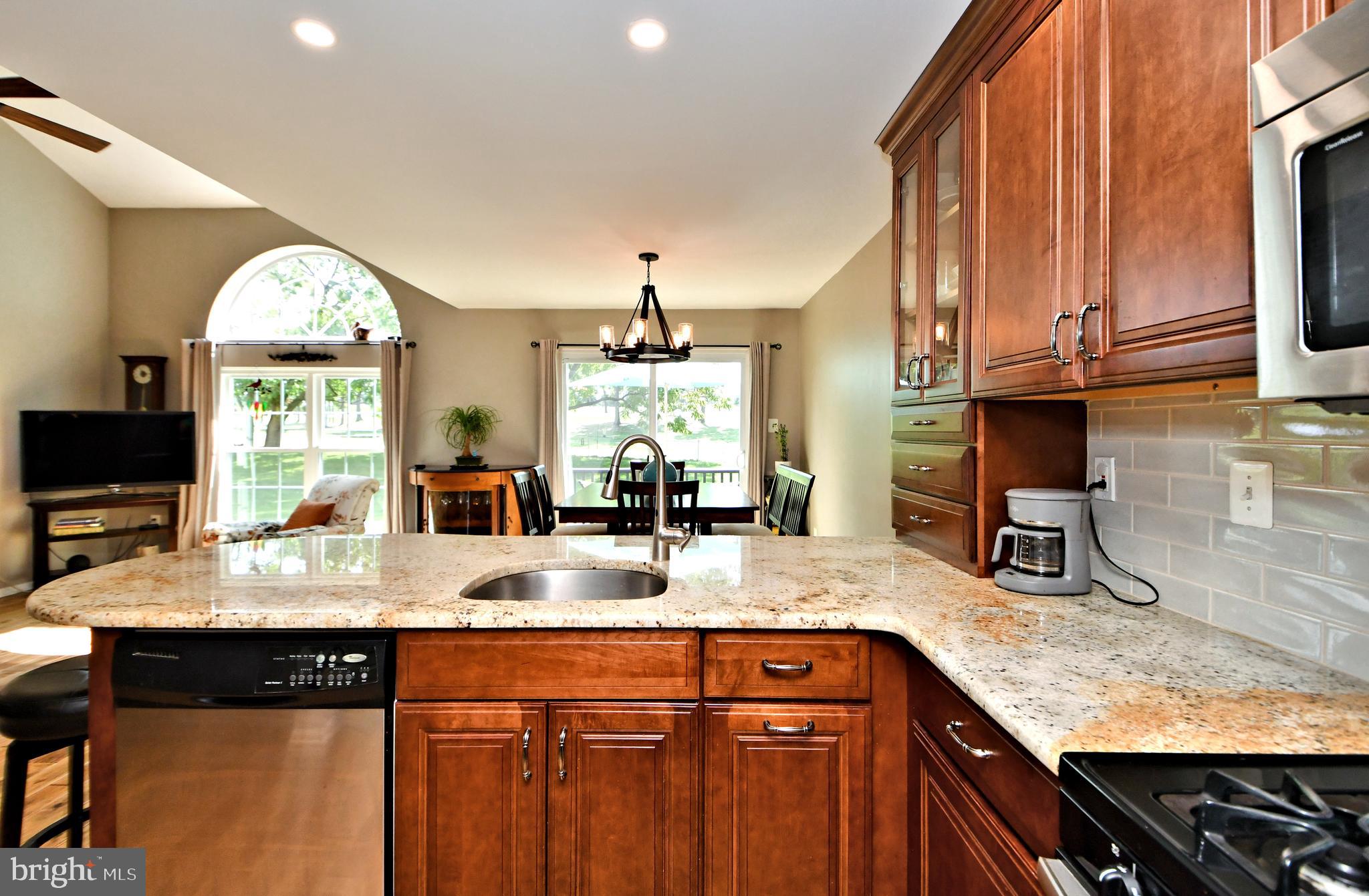 CLUB VIEW MANOR - Residential