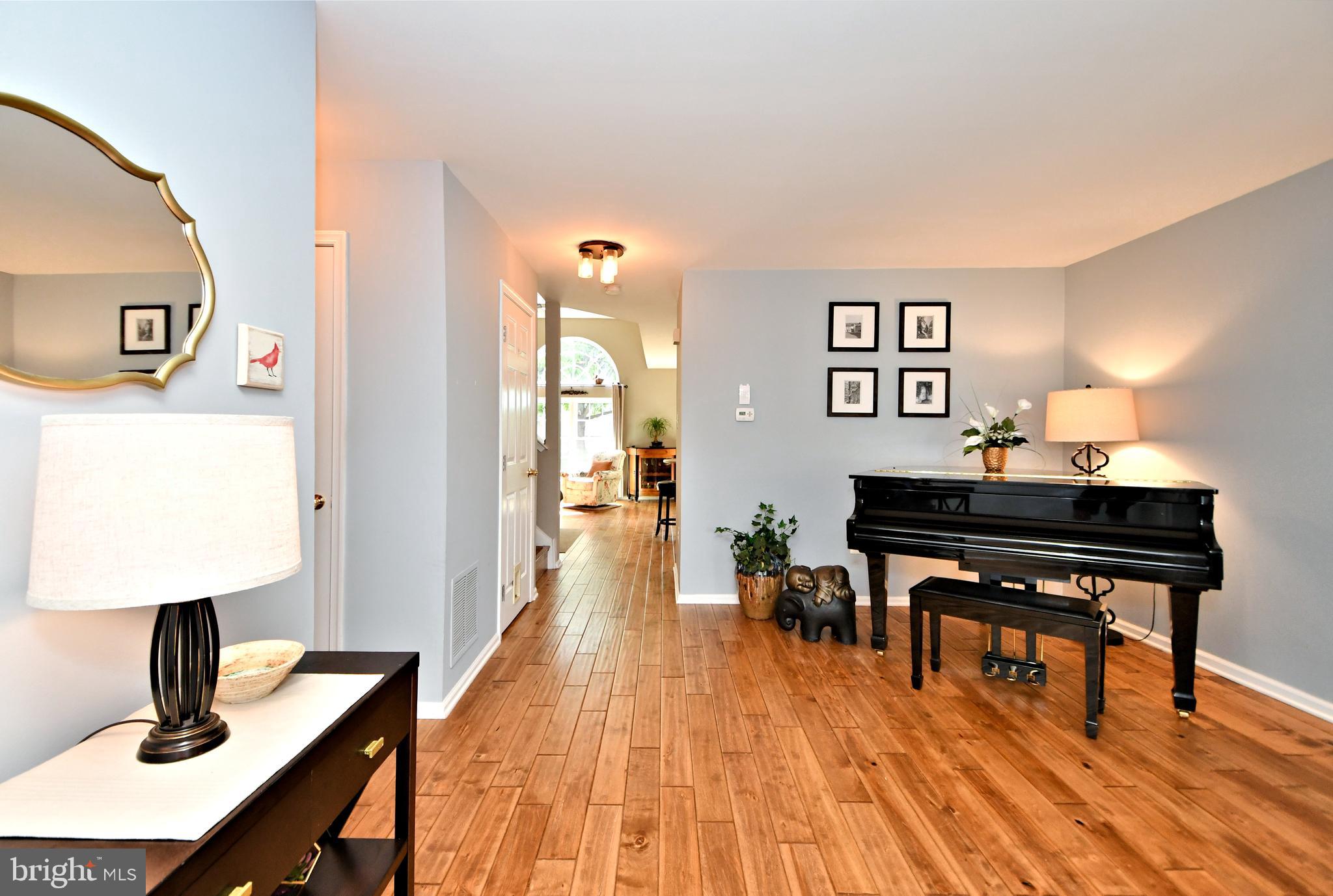 CLUB VIEW MANOR - Residential