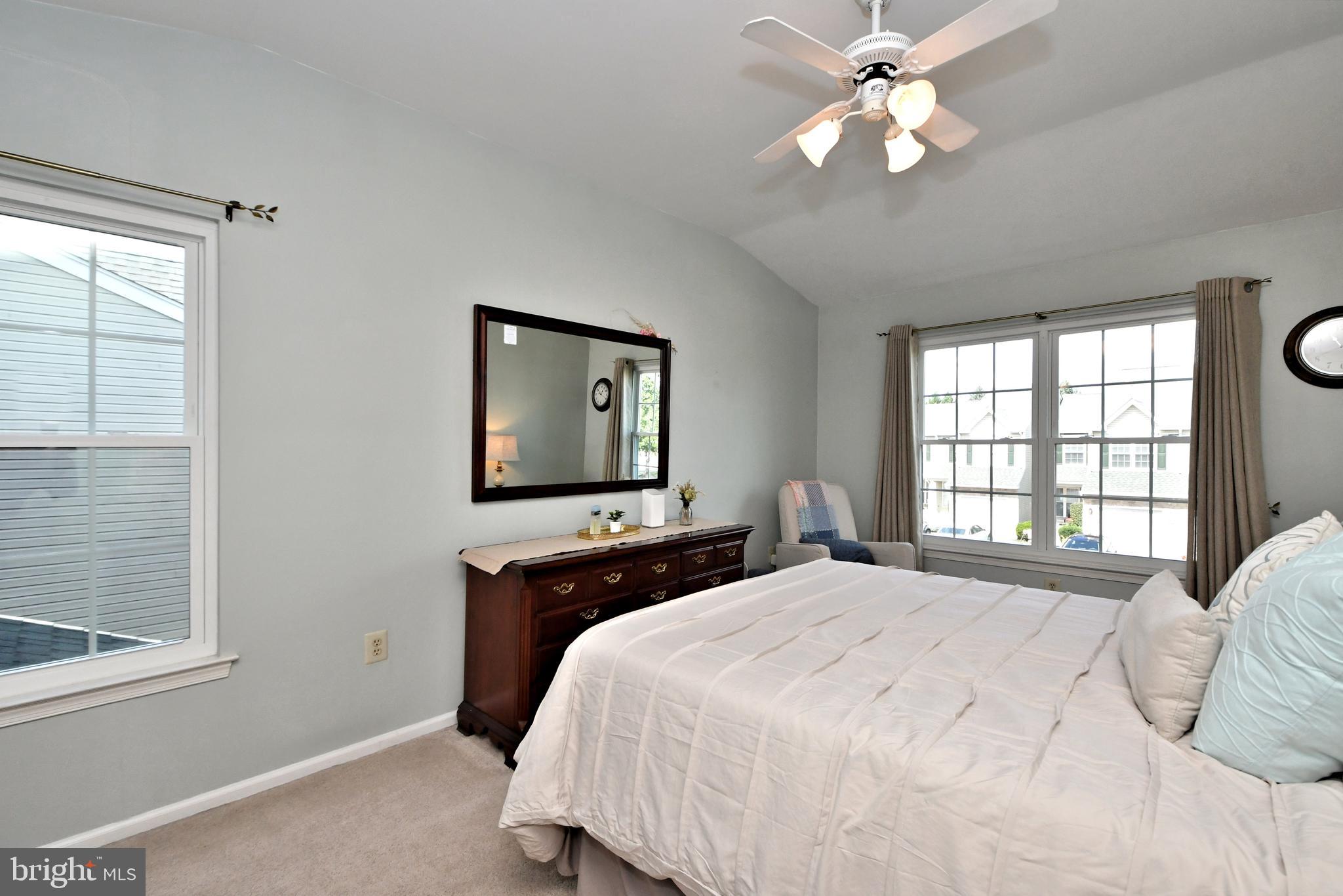 CLUB VIEW MANOR - Residential