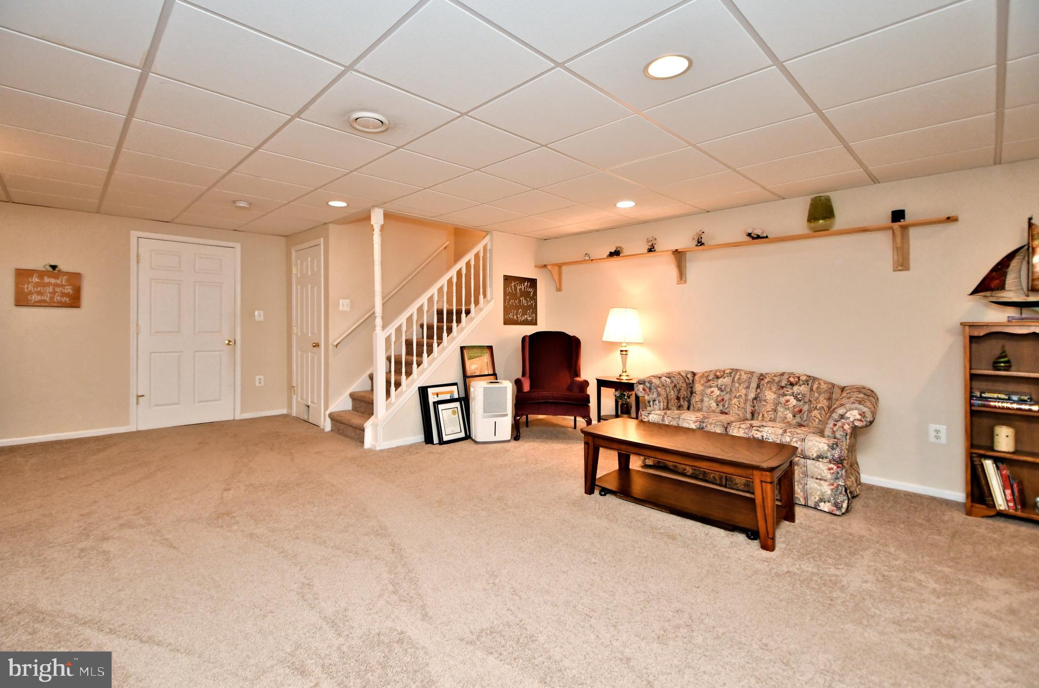 CLUB VIEW MANOR - Residential