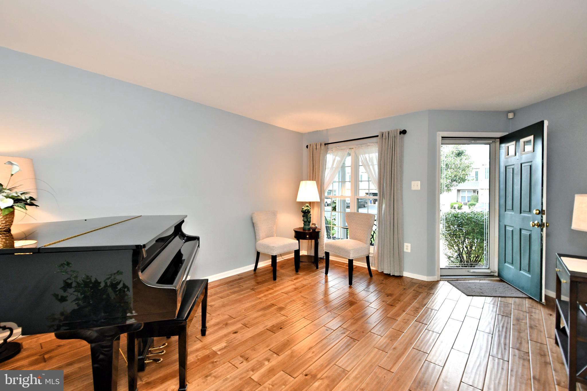 CLUB VIEW MANOR - Residential