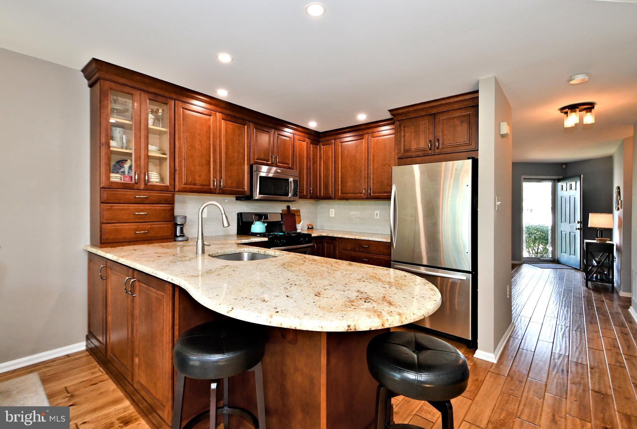 CLUB VIEW MANOR - Residential