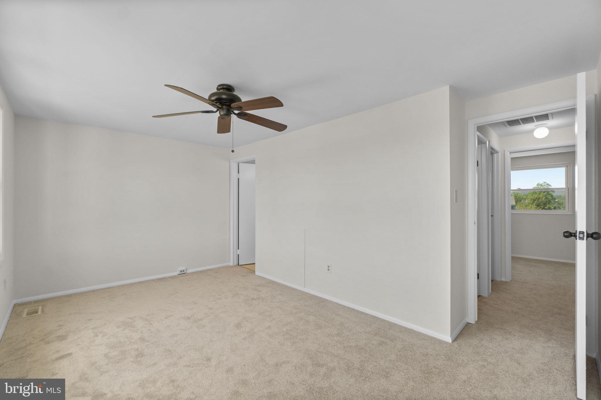 AMBER MEADOWS - Residential