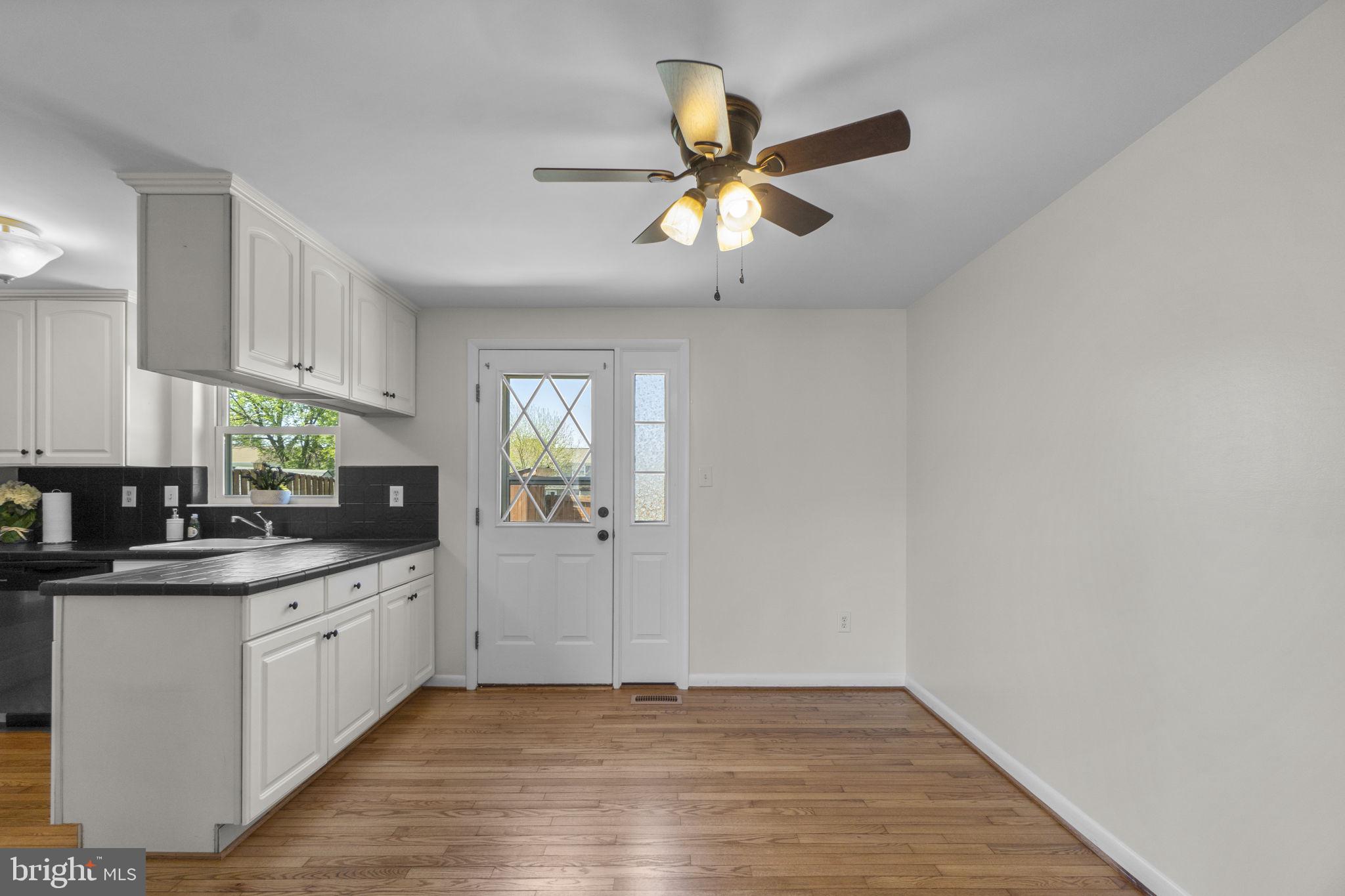 AMBER MEADOWS - Residential