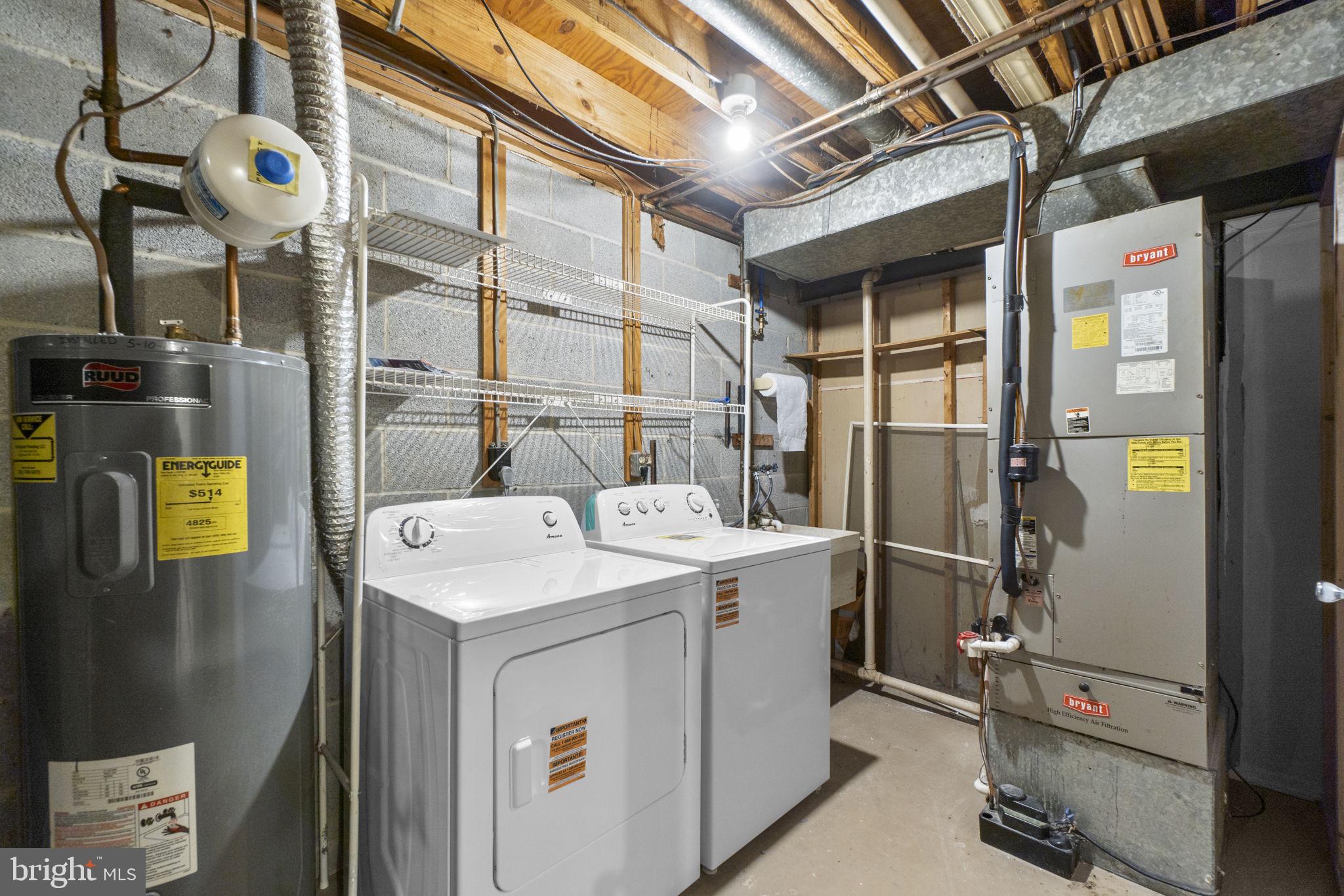 AMBER MEADOWS - Residential