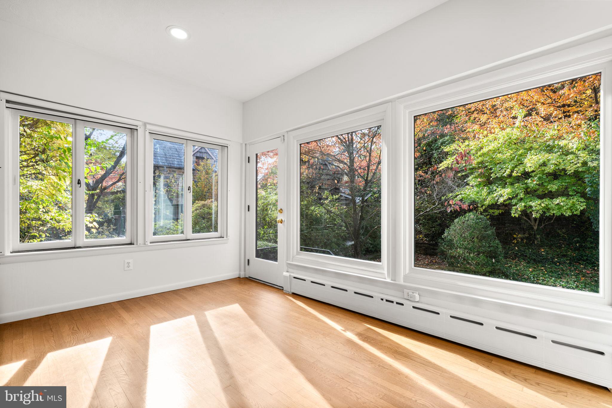 SOMERSET HEIGHTS - Residential Lease