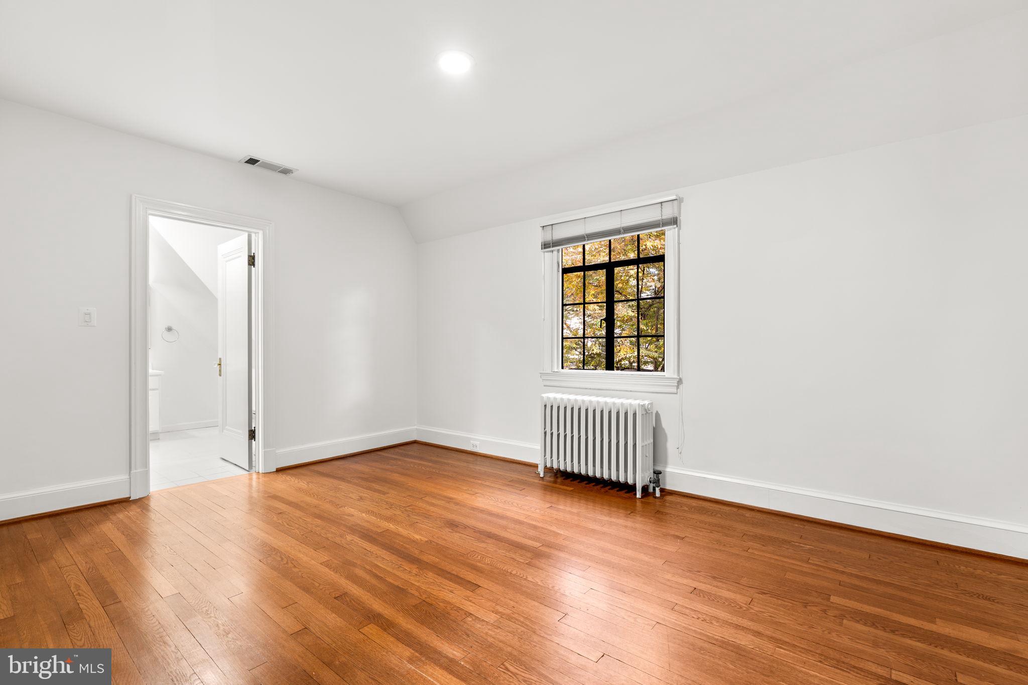 SOMERSET HEIGHTS - Residential Lease