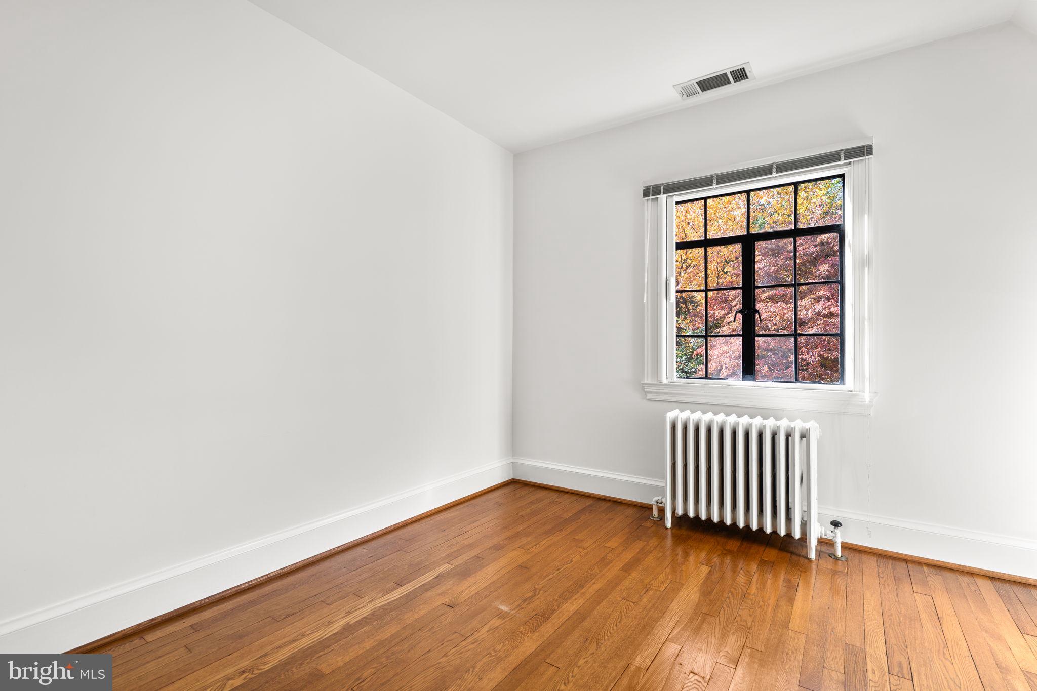 SOMERSET HEIGHTS - Residential Lease