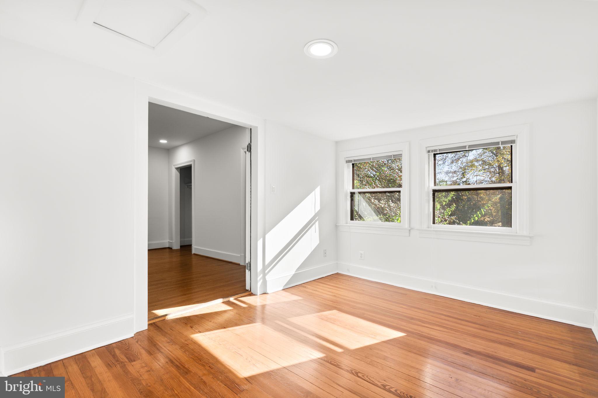 SOMERSET HEIGHTS - Residential Lease