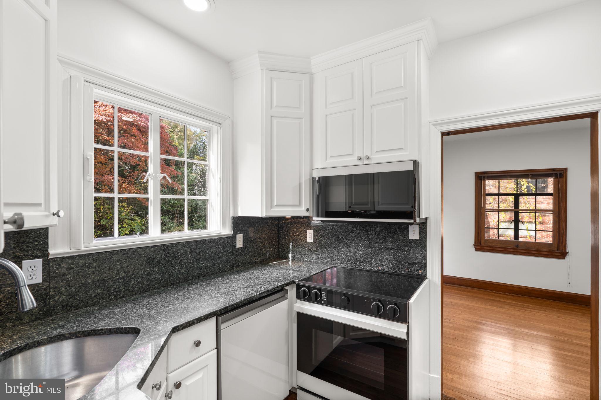 SOMERSET HEIGHTS - Residential Lease