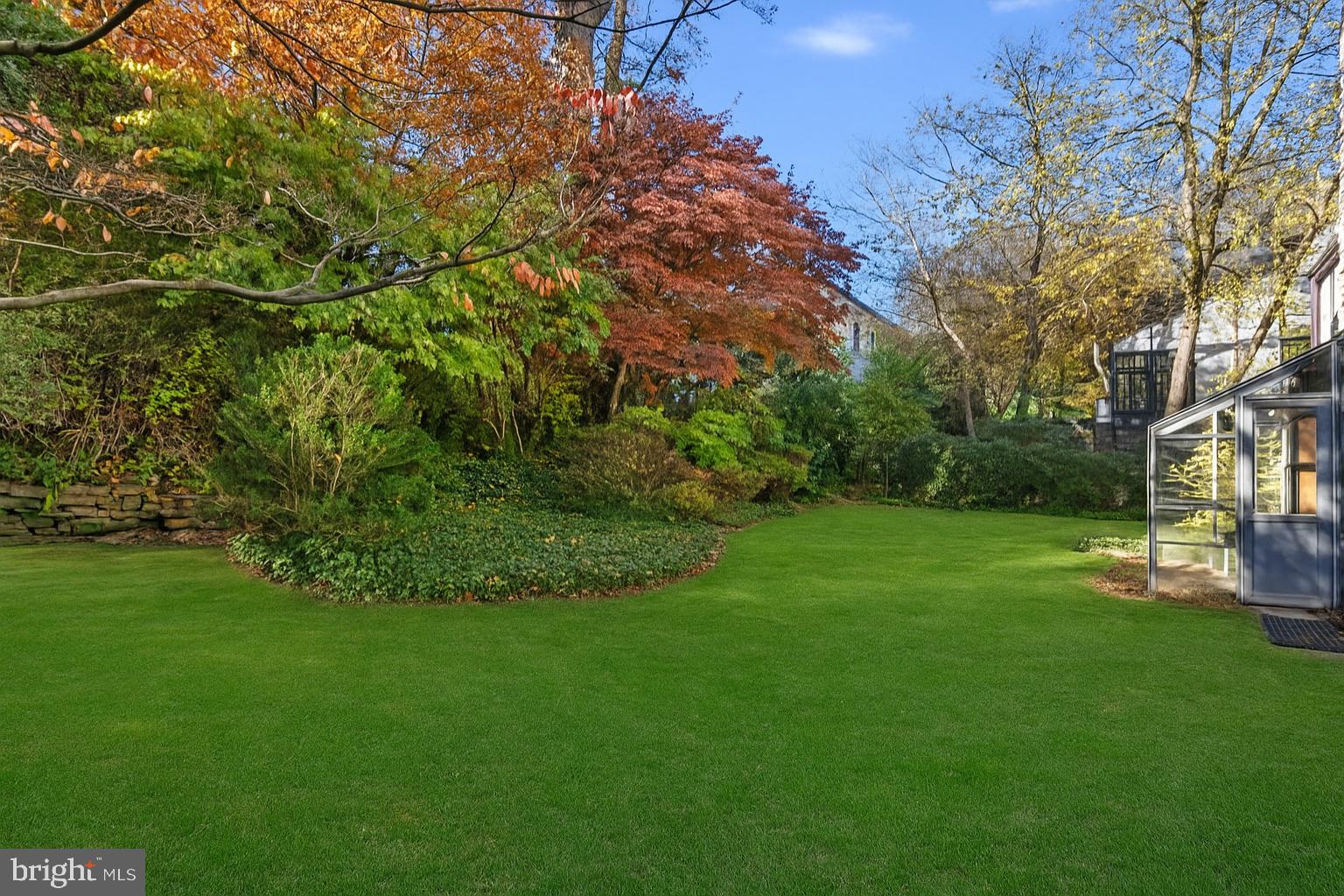 SOMERSET HEIGHTS - Residential Lease