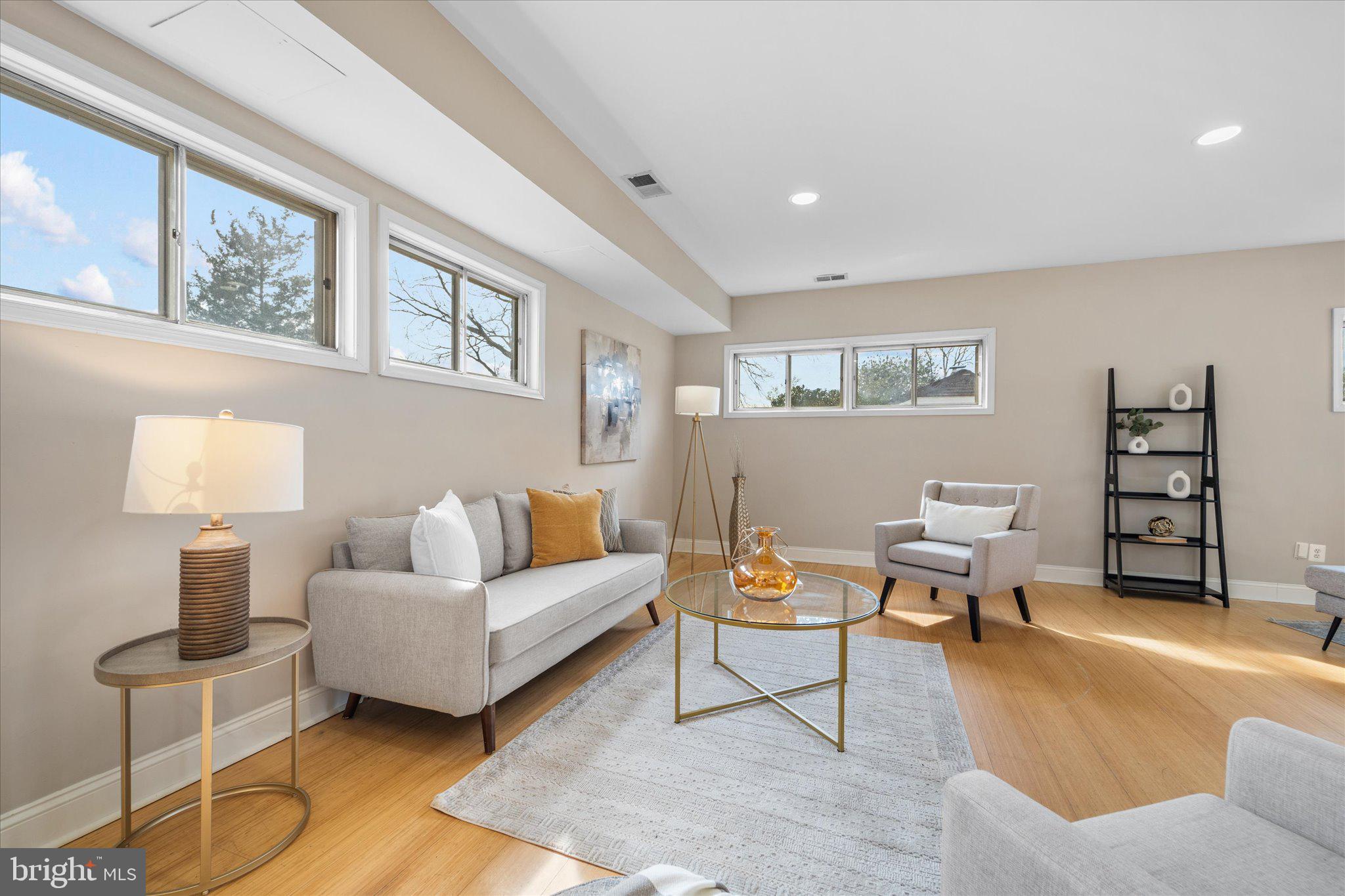 7312 FALMOUTH STREET