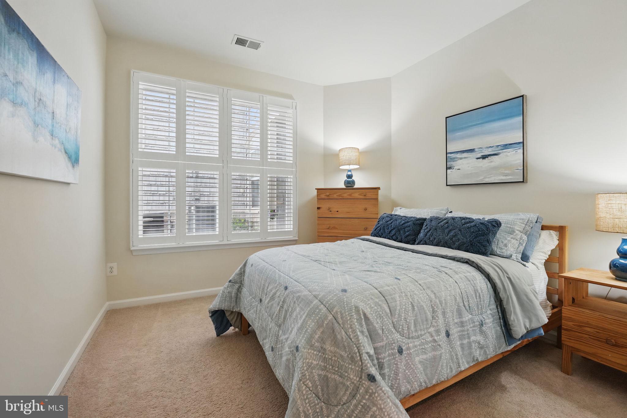 BELMONT BAY - Residential